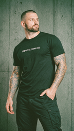 DIVISION 01™ TEE