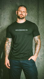 DIVISION 01™ TEE